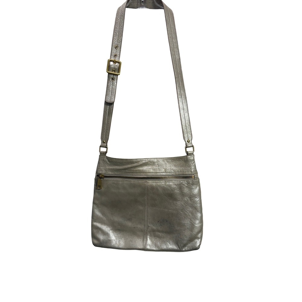 Hobo Crossbody Bag Champagne Gold Metallic Leather Adjustable Neutral GUC